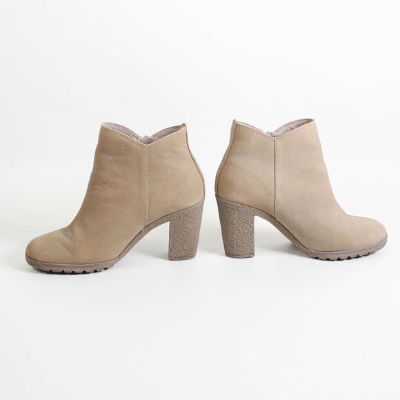Timberland Suede Heeled Ankle Boots Tan 9.5 Zip - Picture 2 of 10